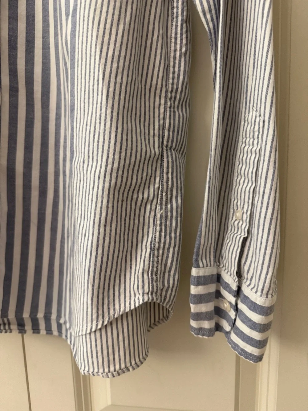 💜J.Crew Slim Broken-In Oxford Shirt – Blue & White | Size M